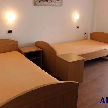 Dar Apartment Pag Town